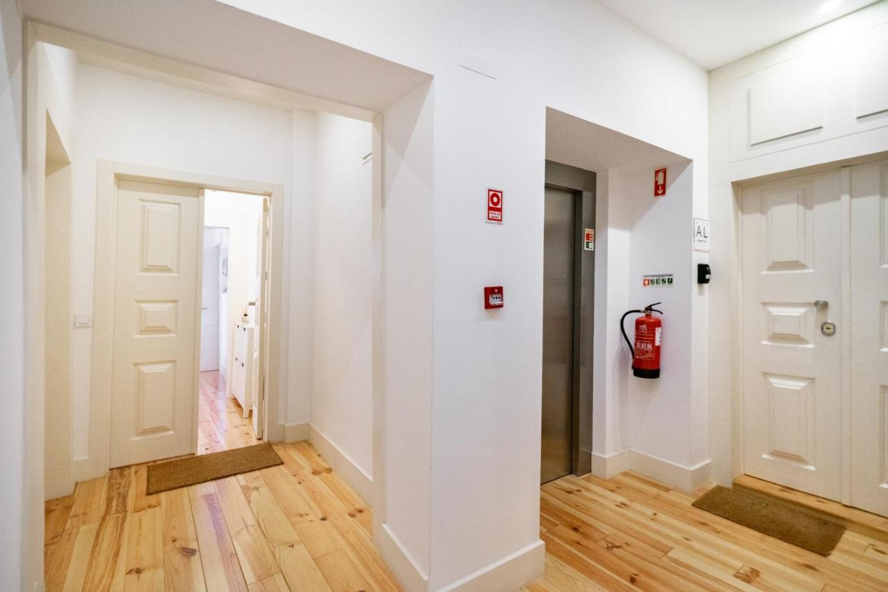 Whome Intendente Modern 1-bed W/ Lift & Ac In Notch Location * Lisbon